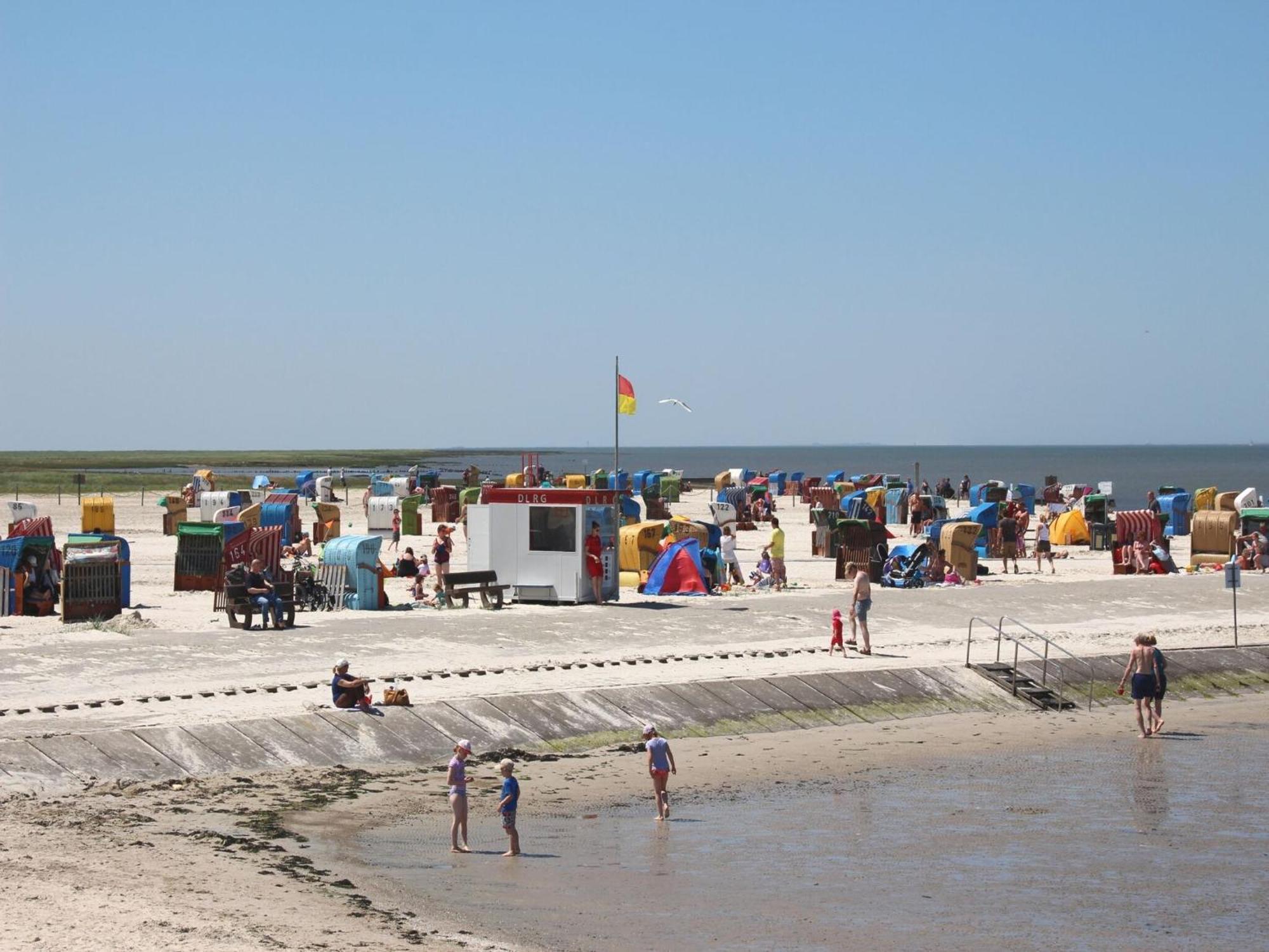 Spacious Apartments With Private Terrace Near The North Sea Dike Neßmersiel Esterno foto